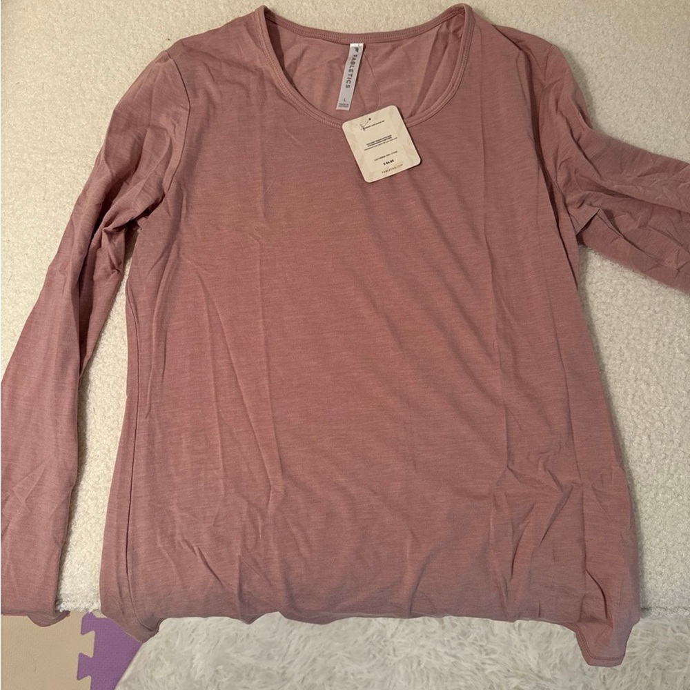 NWT fabletics workout long sleeve